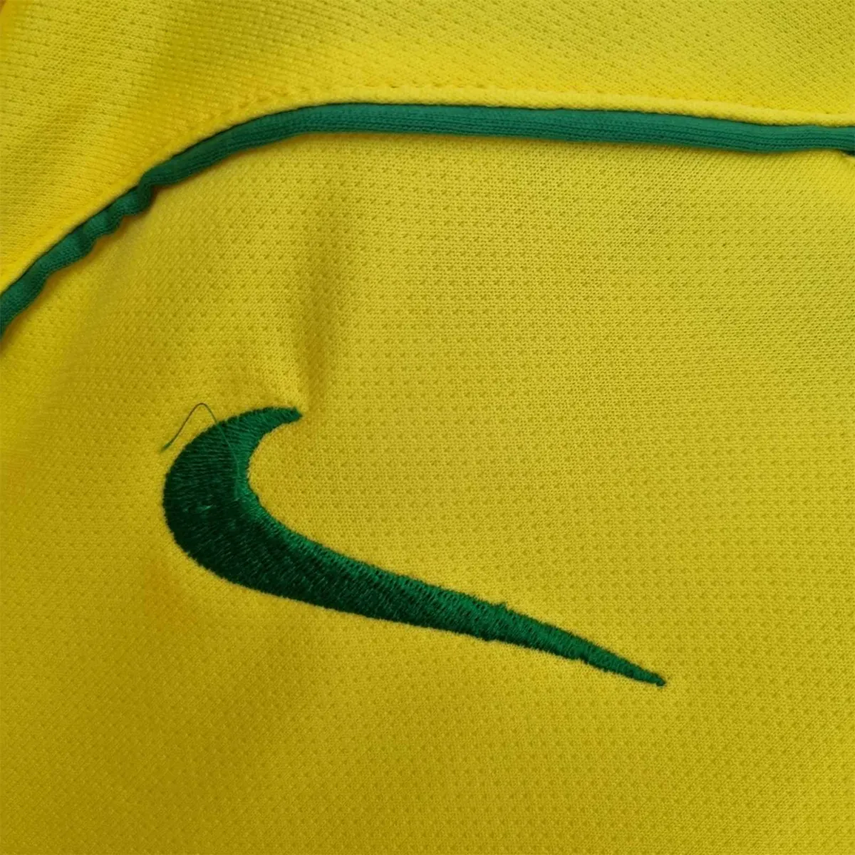 2004 Brazil home 13