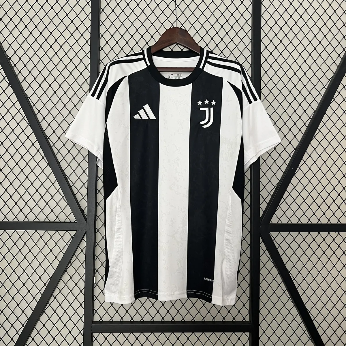 24-25 Juventus Home Kit Soccer Uniform AAAAJersey S-4XL Wholesale Yupoo S-2XL 3