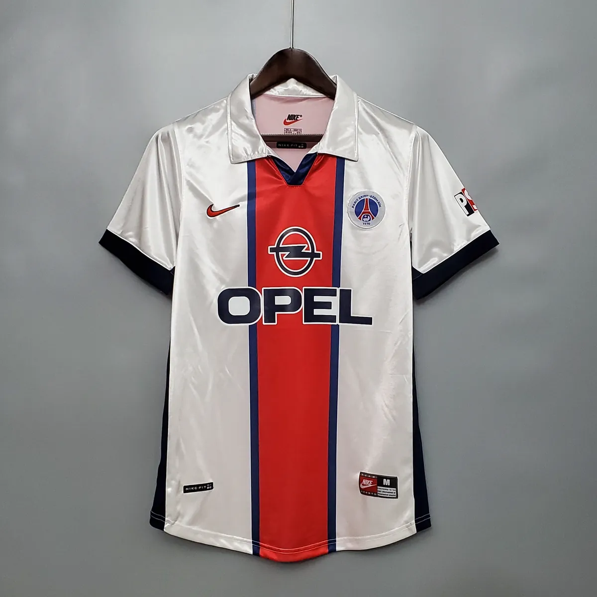98-99 PSG away white 12