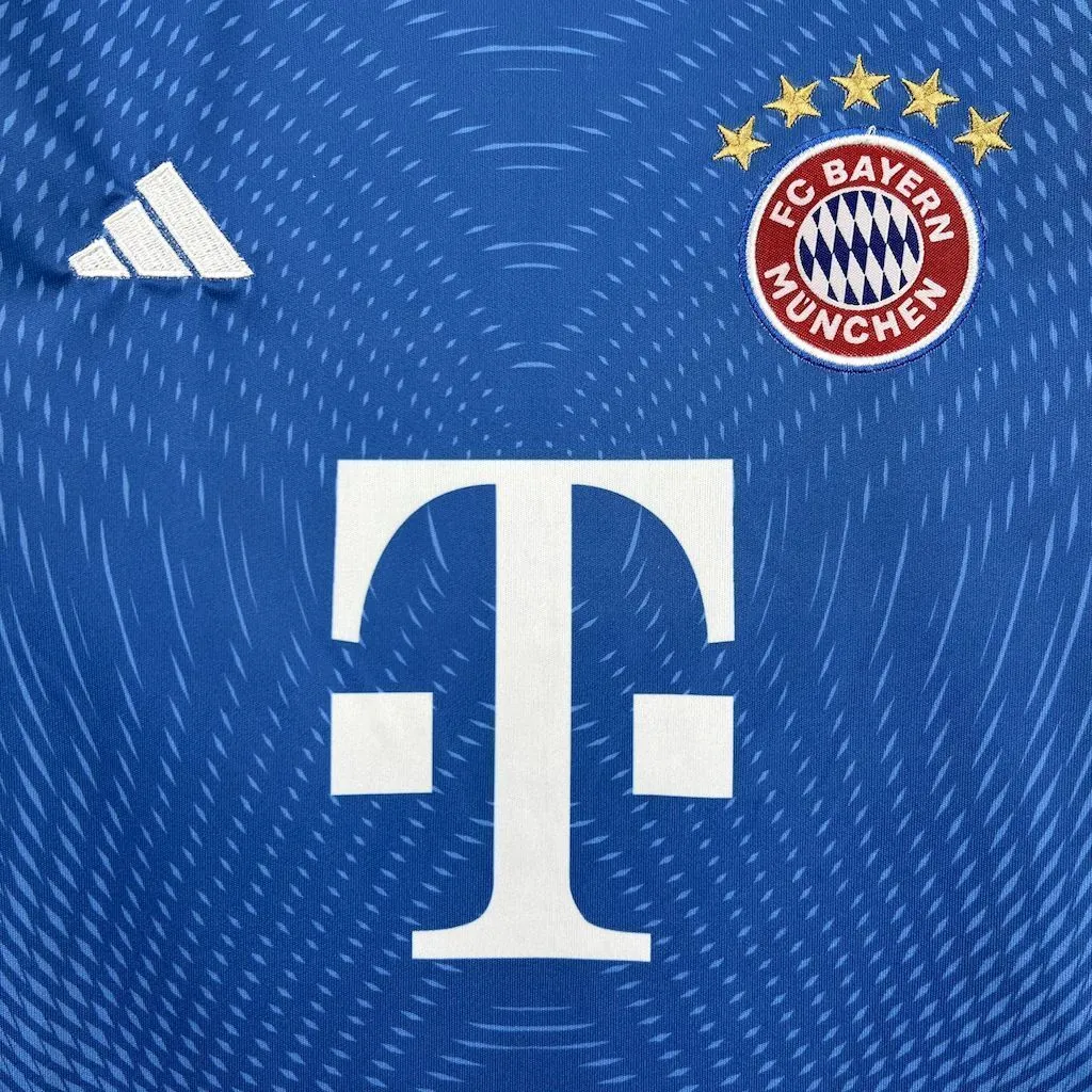 25-26 Bayern Munich Blue Goalkeeper Kid Kits Youth Apparels AAAAJersey Wholesale Yupoo 3
