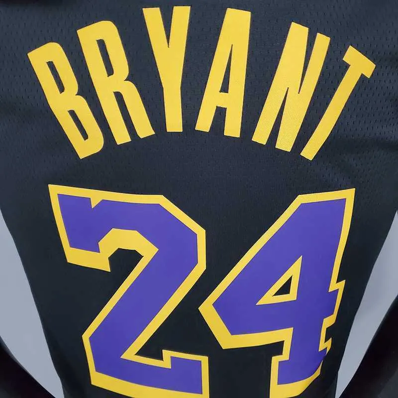 2021 Bryant #24 Lakers Bonus Edition Black 8