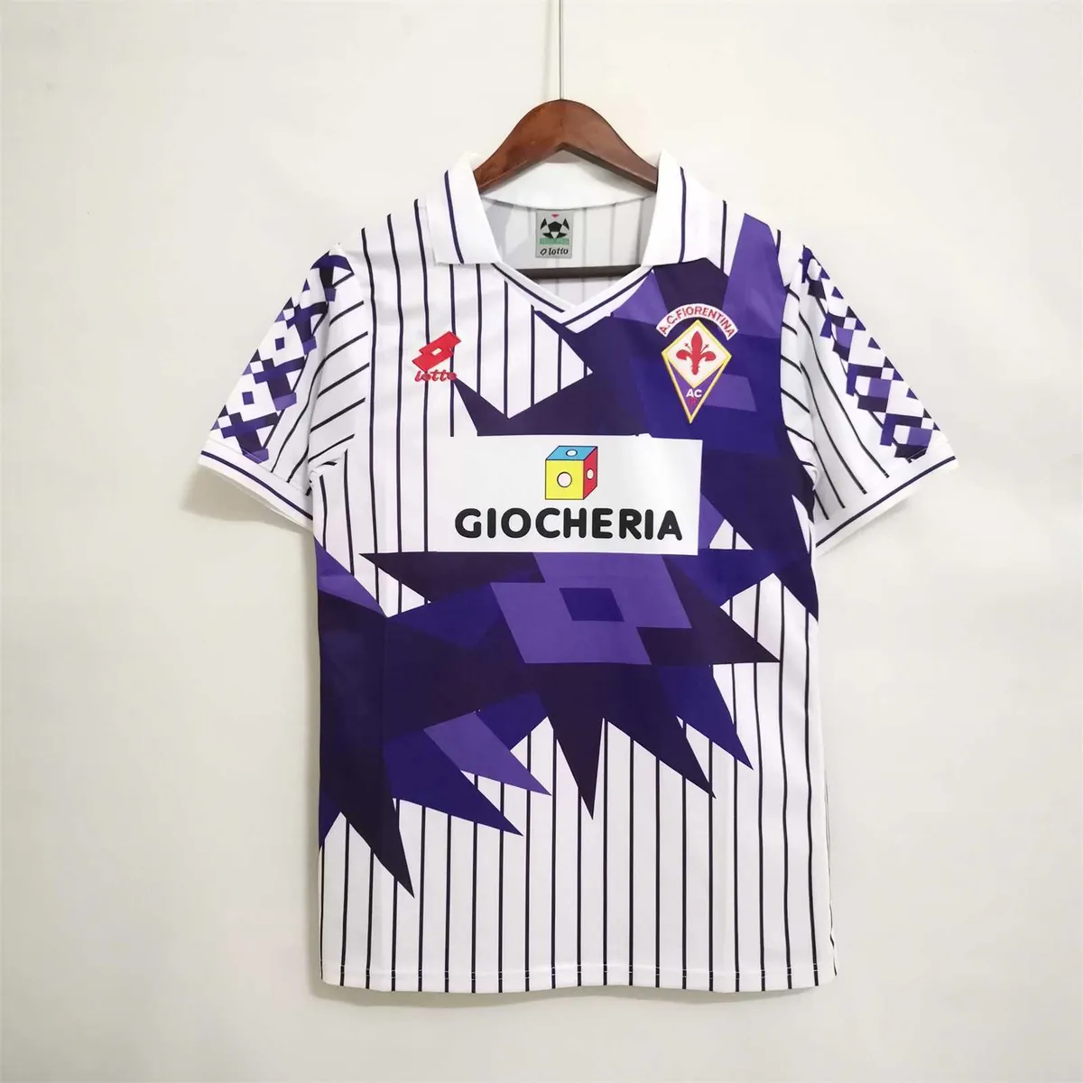 91-92 Fiorentina away 8