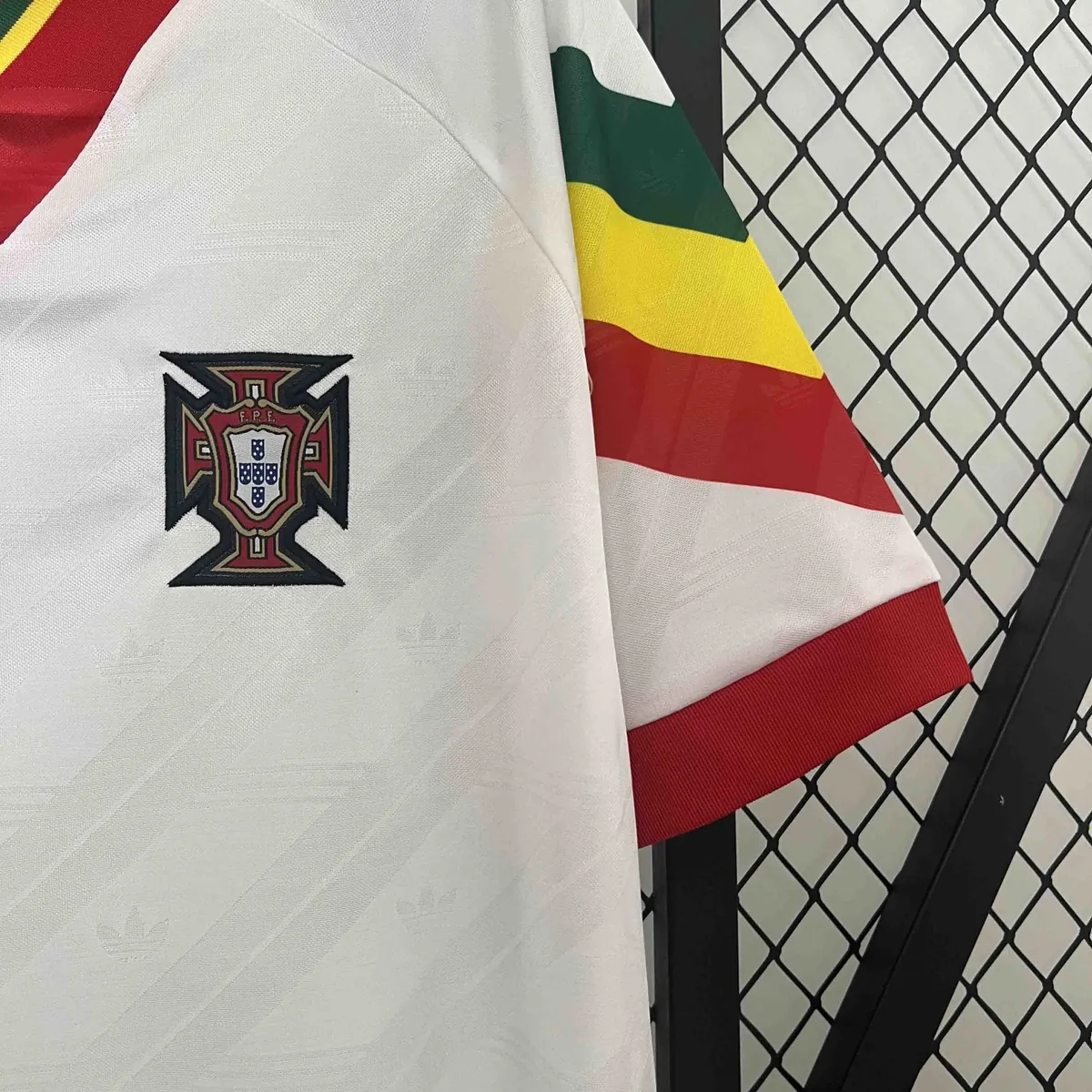 92-94 Portugal Away Retro Kit Vintage Shirt Football AAAAJersey Supplier 1