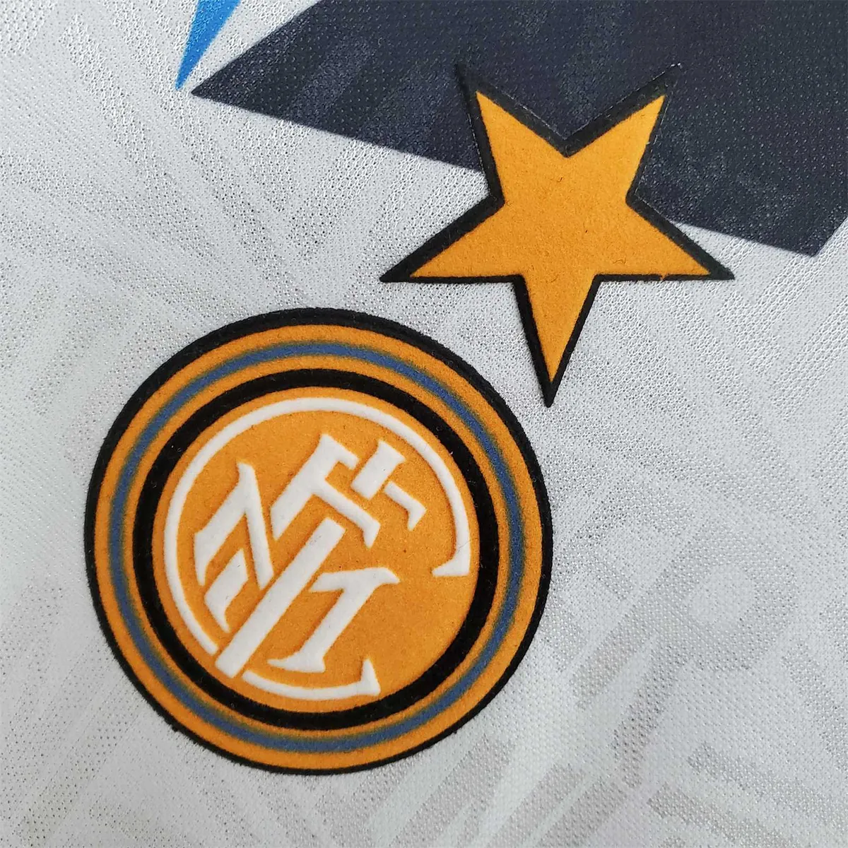 92-93 Inter Milan away 7