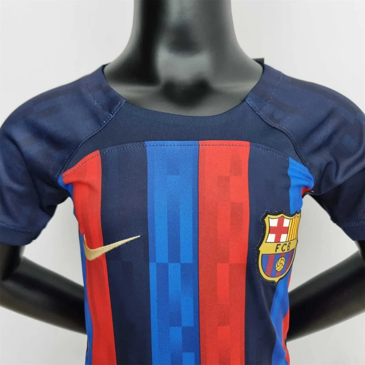 22-23 Barcelona home kids kit 8