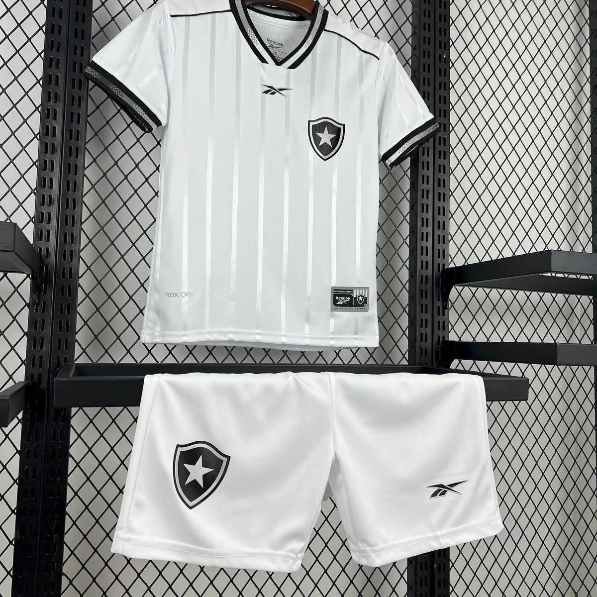 25-26 Botafogo Third Away Kids Kit Soccer Youth Apparels AAAAJersey Supply Yupoo 2