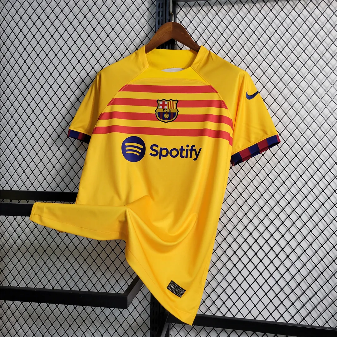 22-23 Barcelona fourth away 4