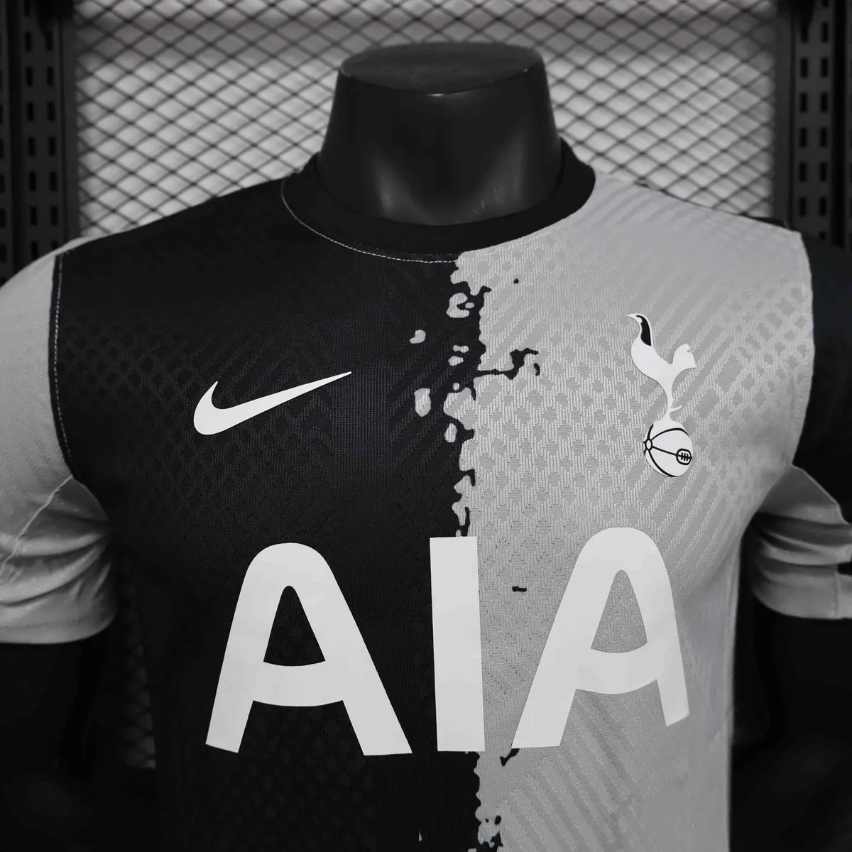 24-25 Tottenham Grey&Black Special Edition Player Version Shirt AAAAJersey Supplier Yupoo 4