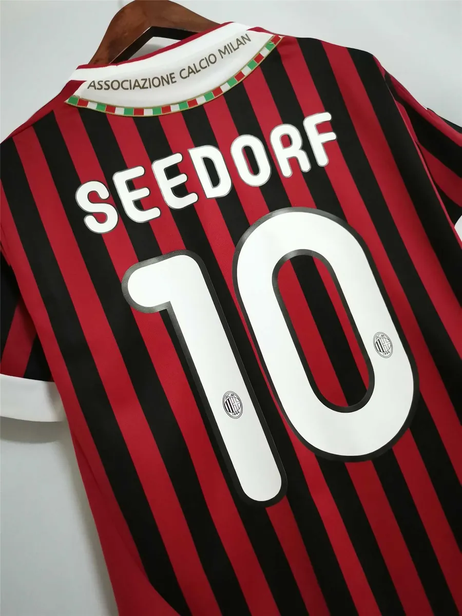 11-12 AC Milan home 8