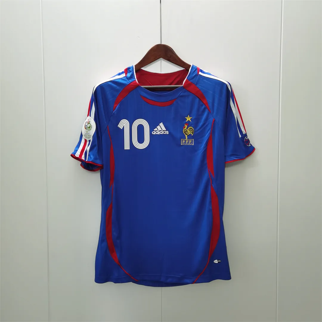 2006 France home 1