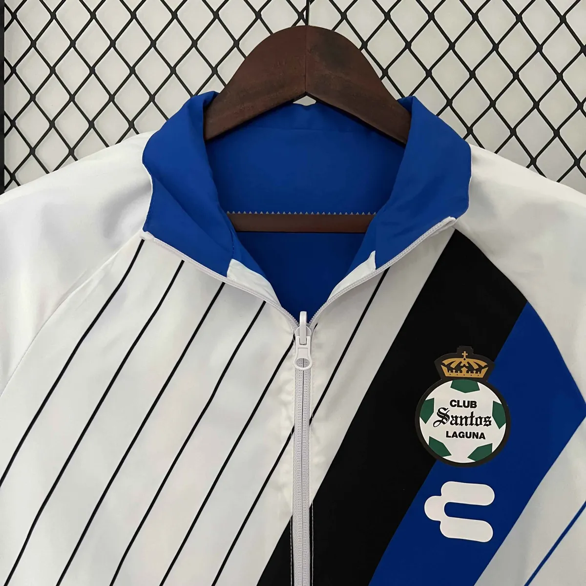 23-24 Santos Laguna Reversible Windbreaker White&Blue Double-Sides Jacket Soccer Jerseys For Sa 4