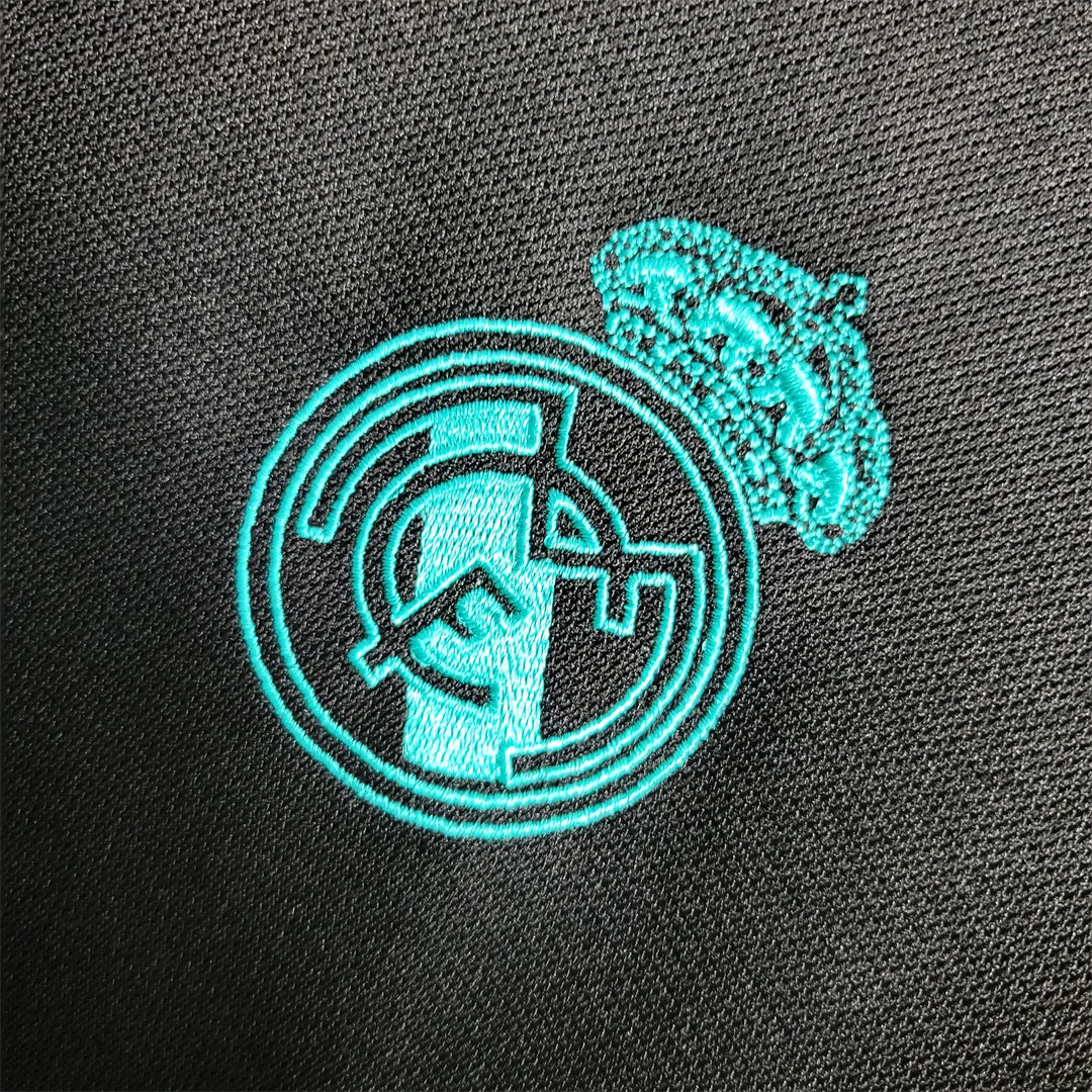 17-18 Real Madrid away long sleeve 8