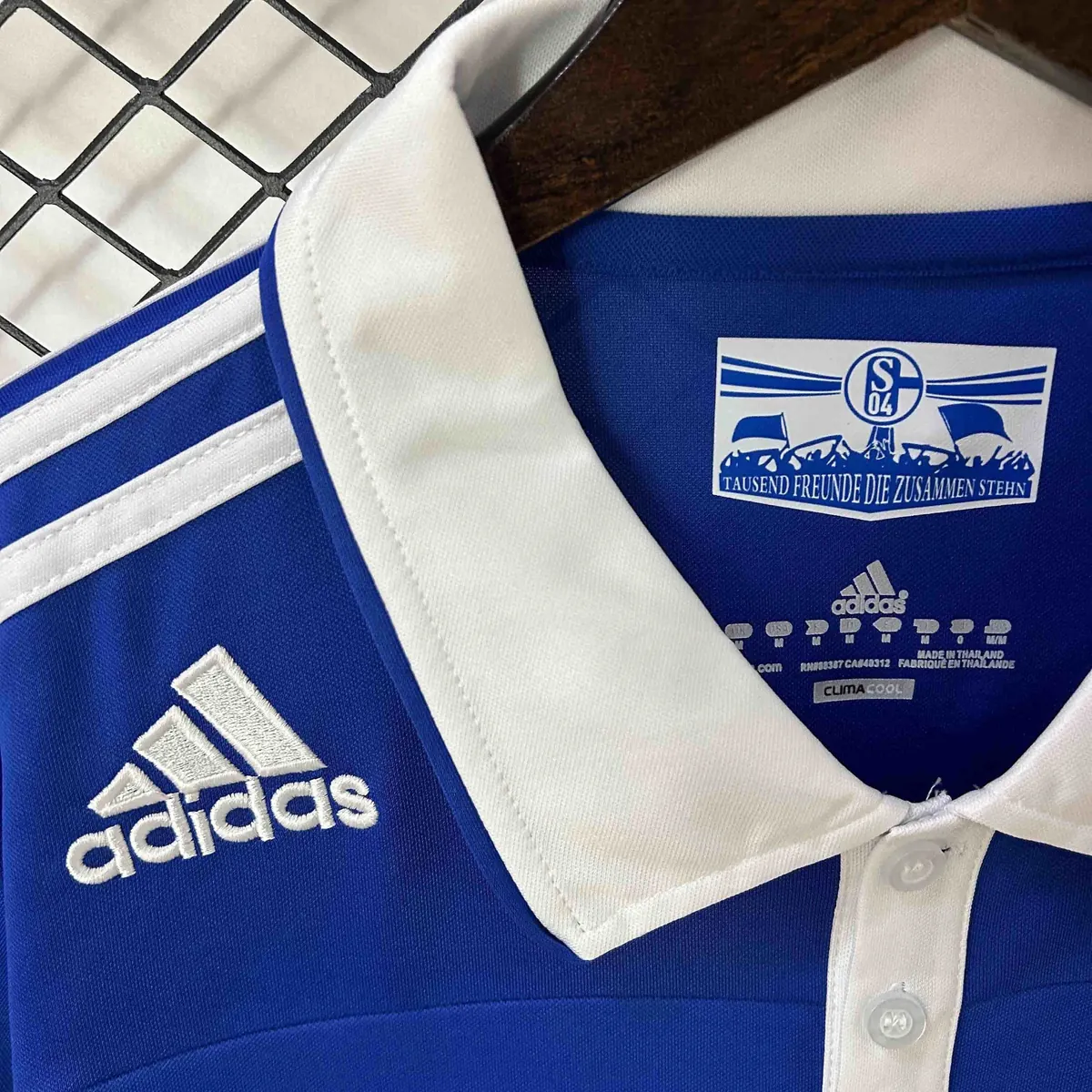 10-11 Schalke 04 Home Retro Kit Vintage Shirt AAAAJersey Supplier Yupoo 2