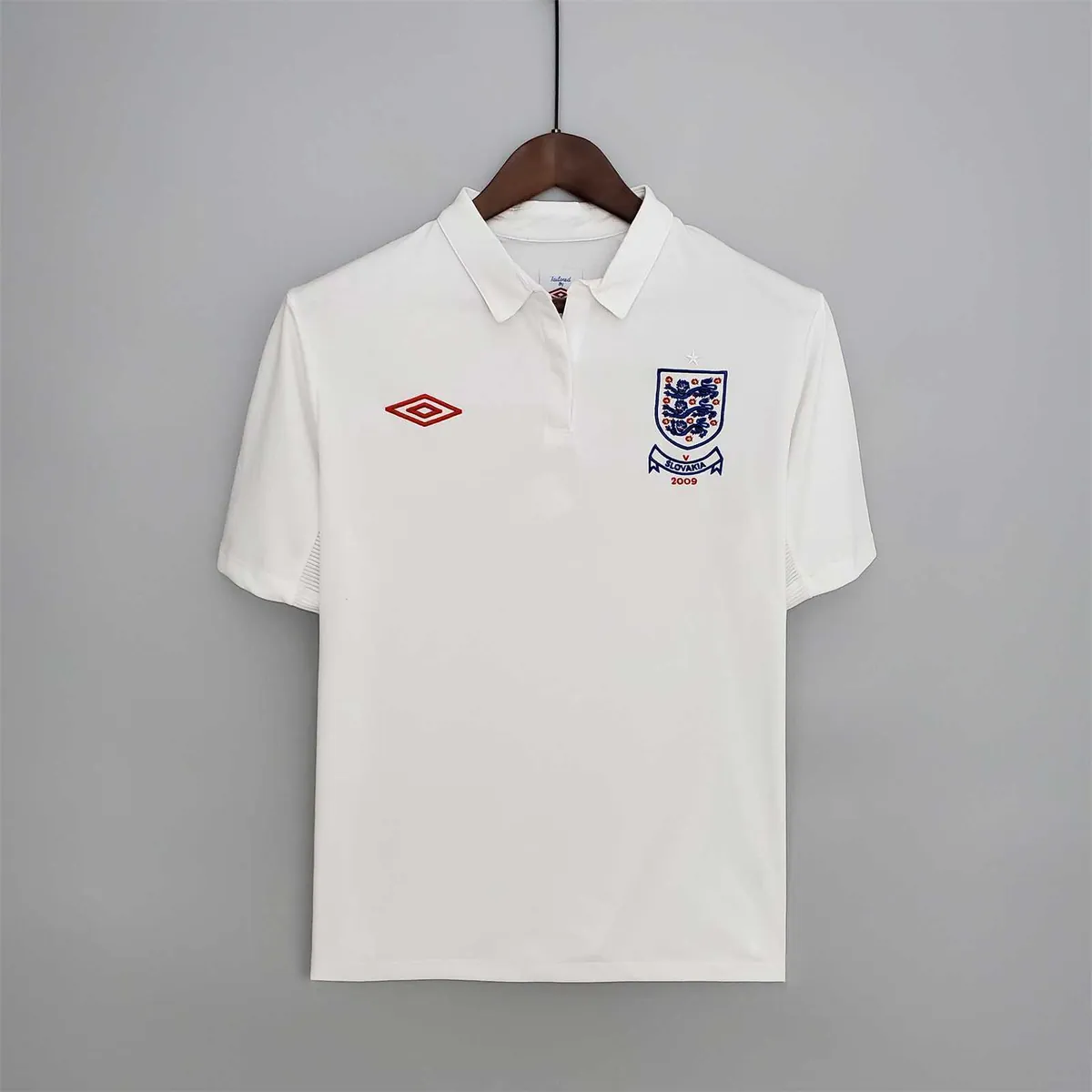 2010 England home 7