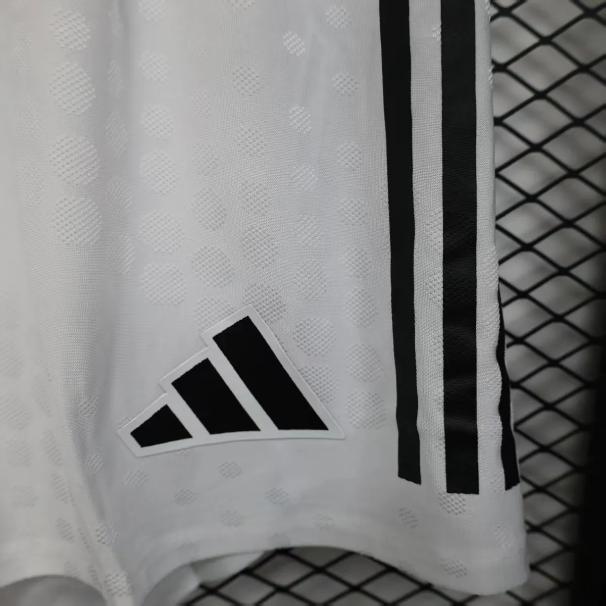 25-26 Newcastle United Home White Player Version Shorts AAAAJersey Supplier Yupoo 6