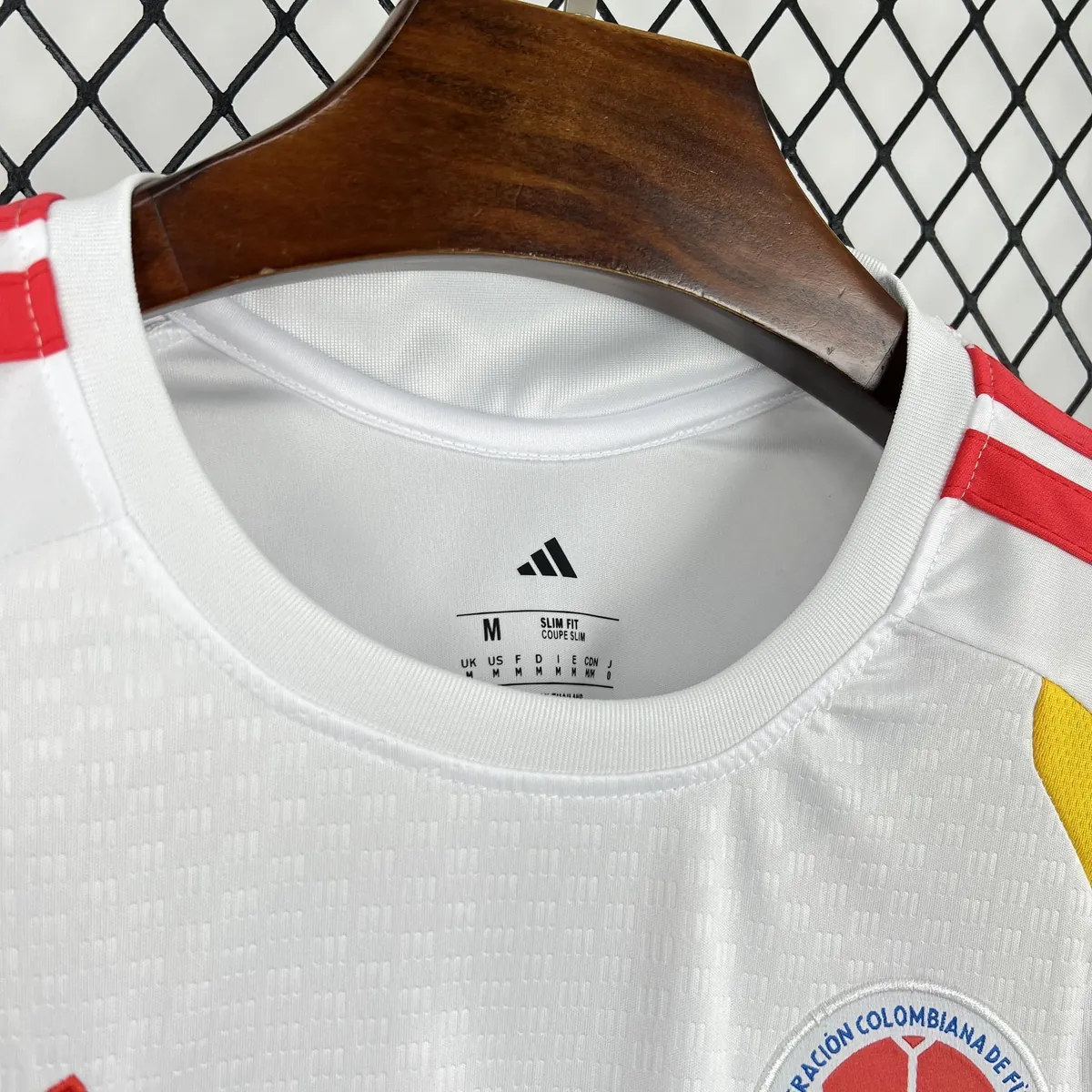 2026 Colombia Mens Pre-Match Kit World Cup T-Shirt Football AAAAJersey Supply Yupoo 3