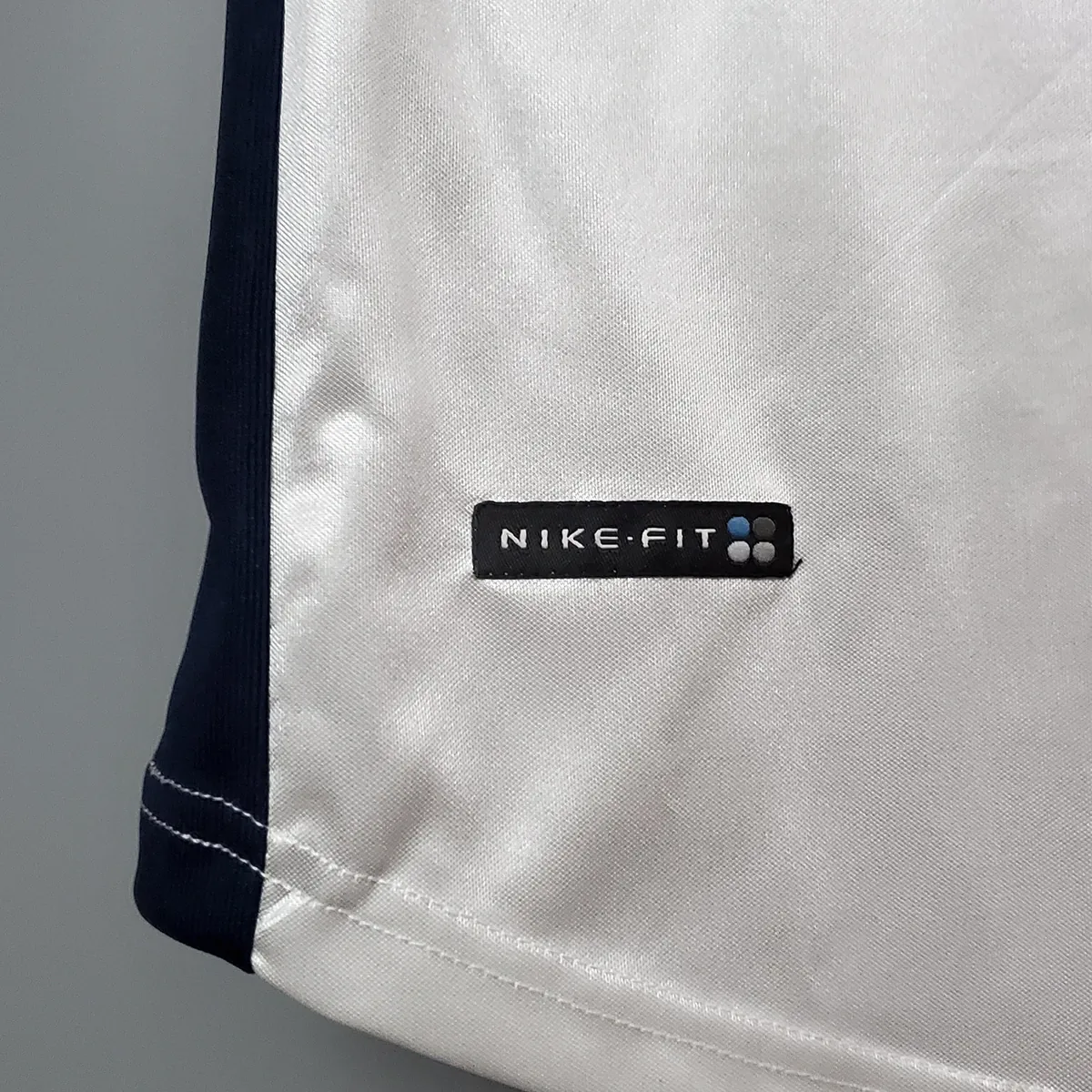 98-99 PSG away white 9