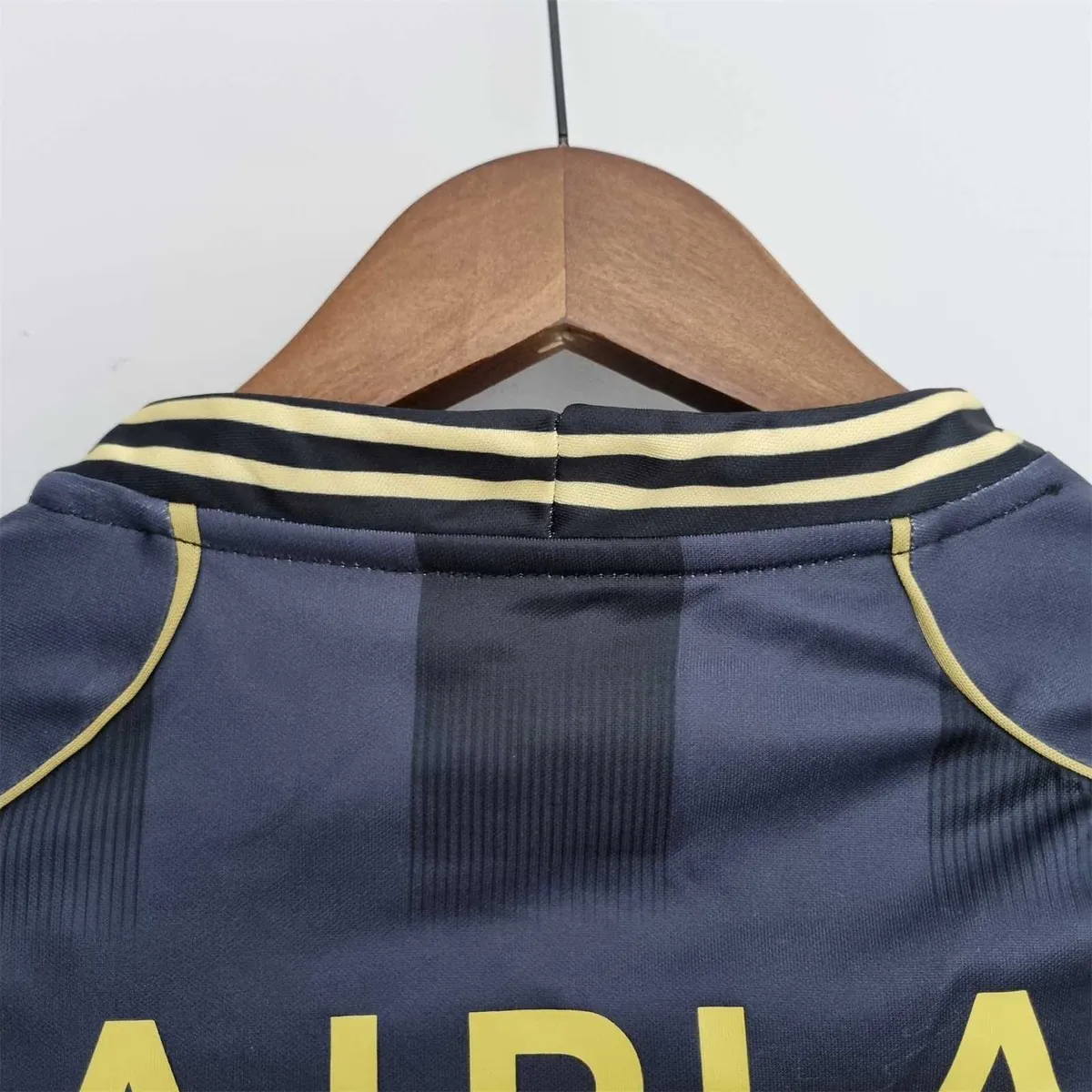 22-23 Hokkaido Consadole Sapporo away 1