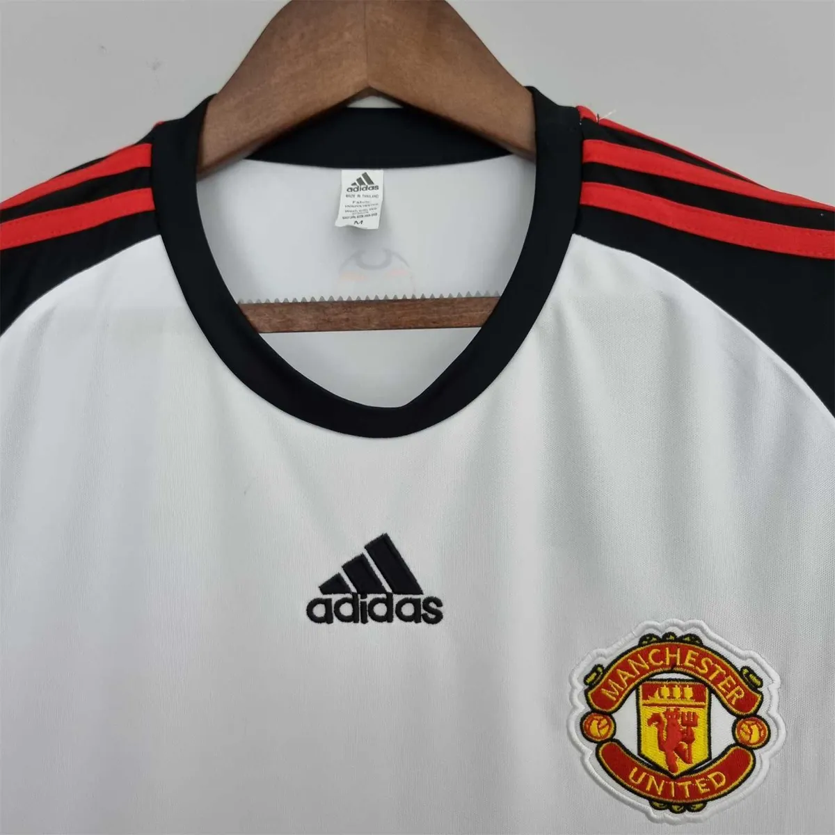 22-23 Manchester United training suit white 4