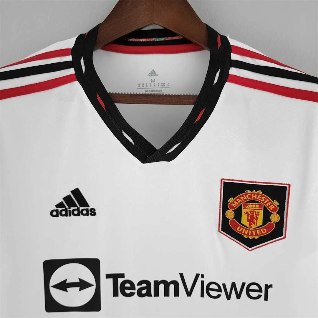 22-23 Manchester United away - 3 1