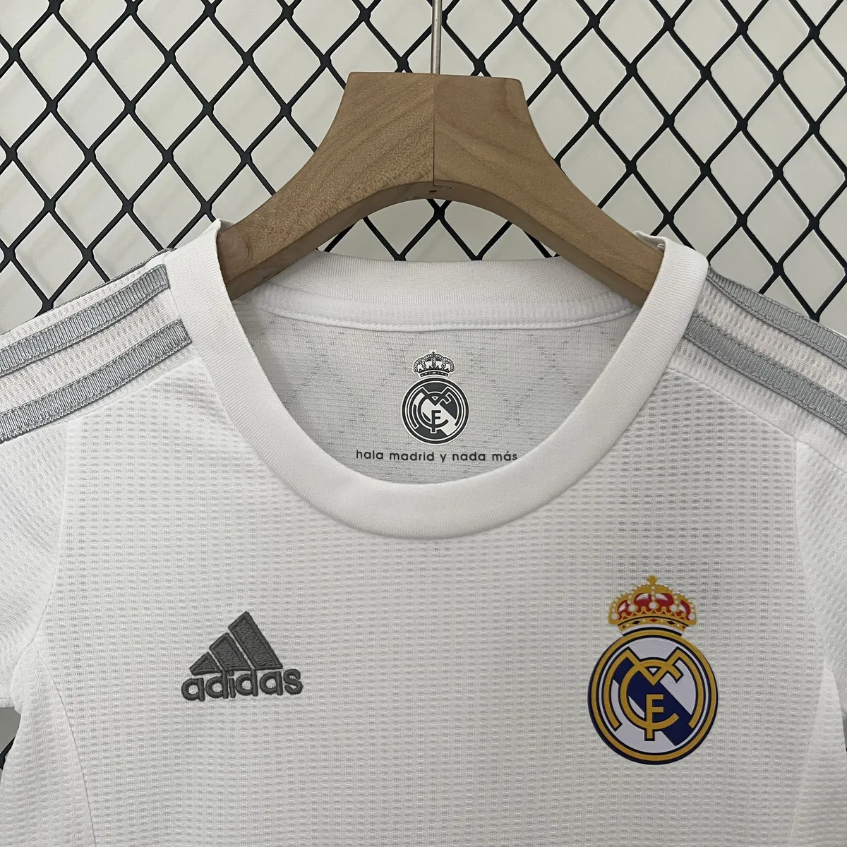 15-16 Real Madrid Home Retro Kids Kits Children Sets Football AAAAJerseys Yupoo 11