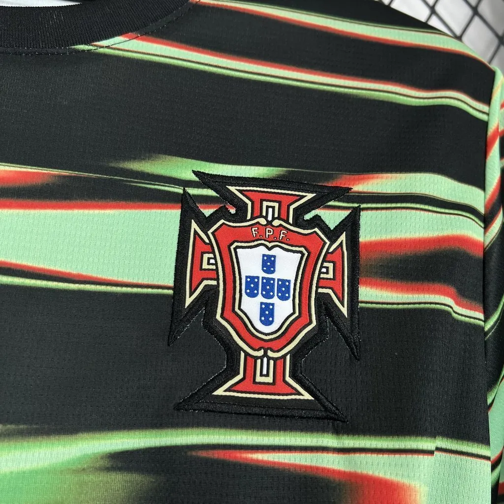 2025 Portugal Pre-Match Green Shirt Football Uniforms AAAAJersey Supplier Yupoo 3