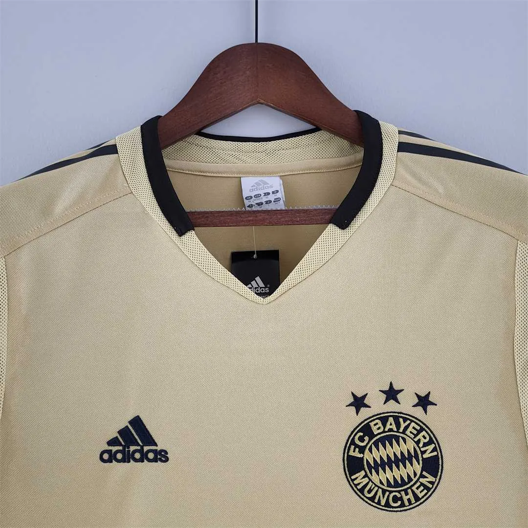 04-05 Bayern away 4