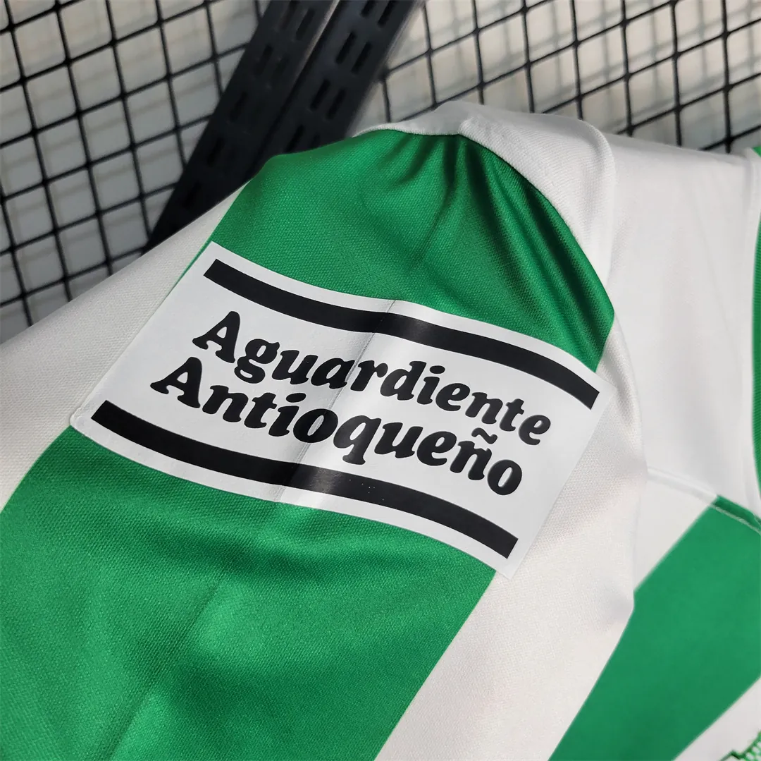 23-24 Atlético Nacional home 10