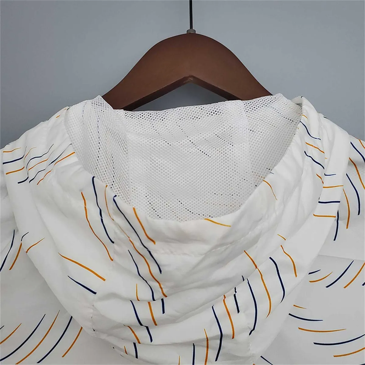 21-22 Boca Juniors white windbreaker 2