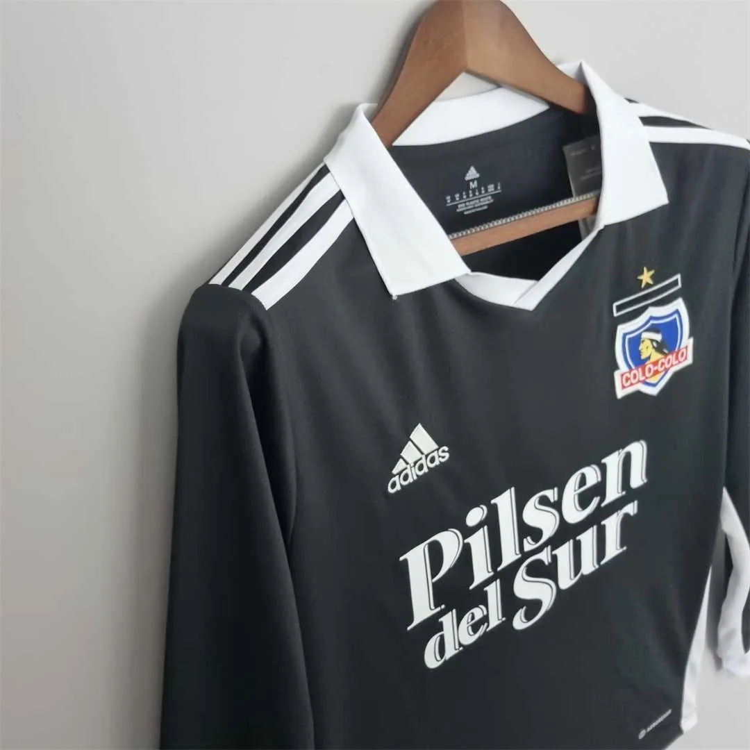 22-23 Colo-Colo away long sleeve 8