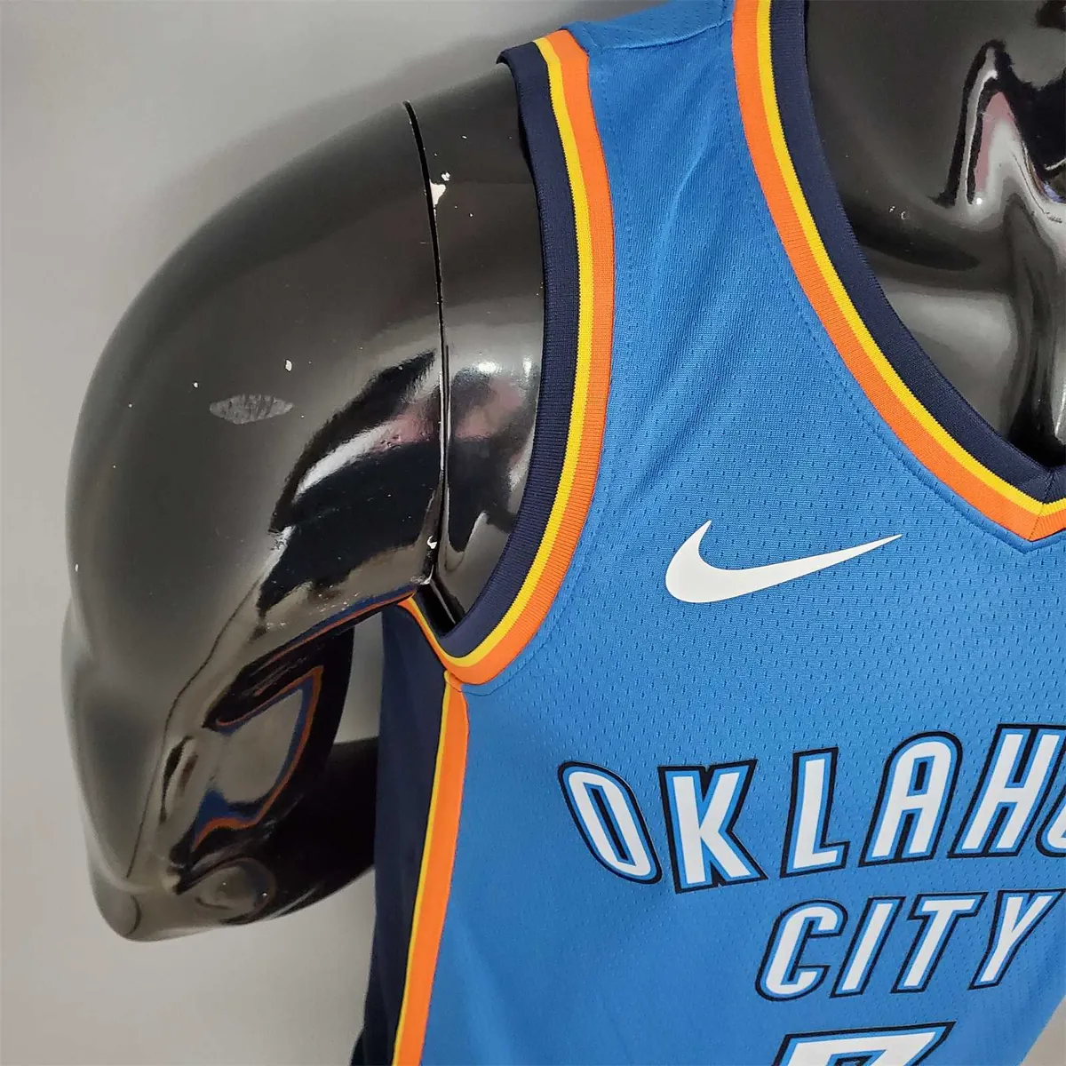 ANTHONY#7 Thunder blue 4
