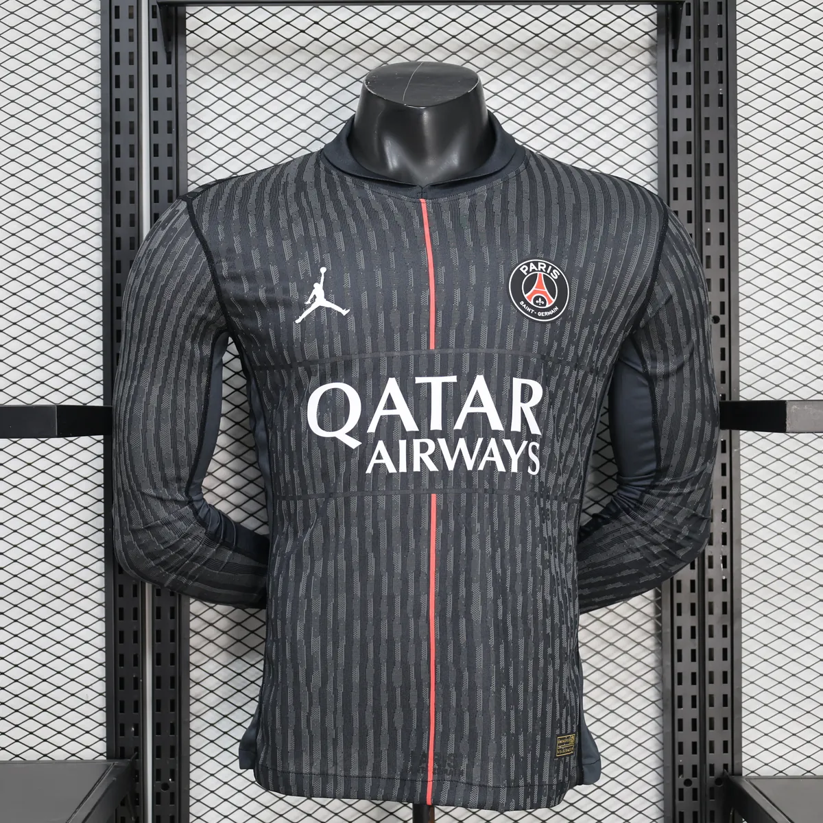 2025-26 PSG Away long sleeved football jersey player version AAAA Jersey Drop ship Yupoo 10