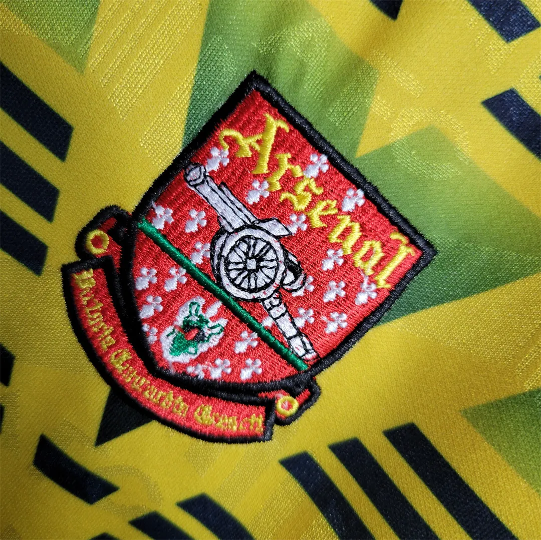 91-93 Arsenal away 1