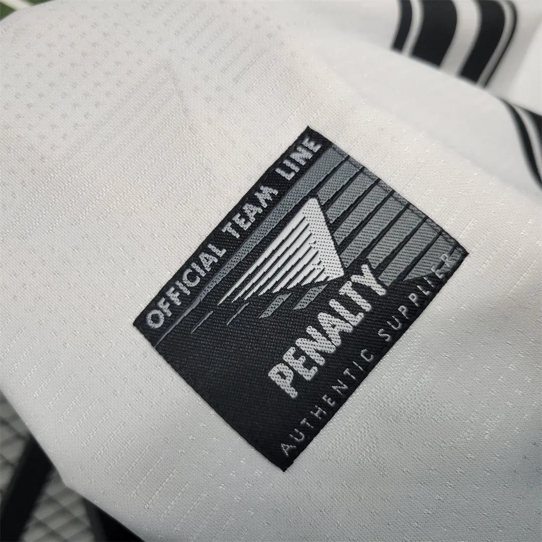 1997 Atletico Mineiro away 6