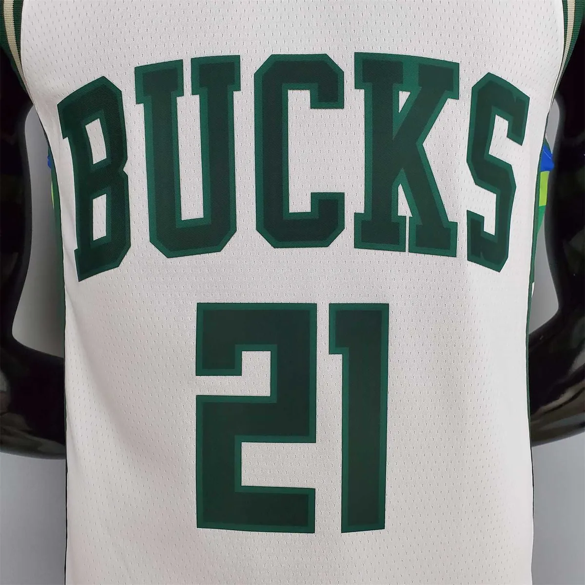 2022 Holiday#21 Bucks White 5