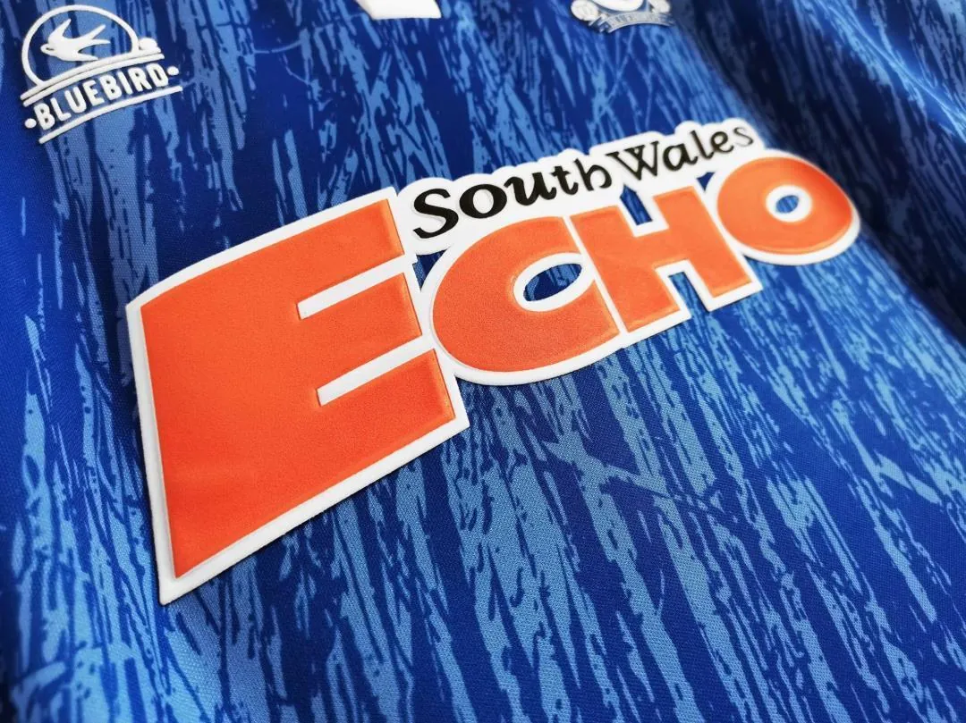 92-93 Cardiff City home 8