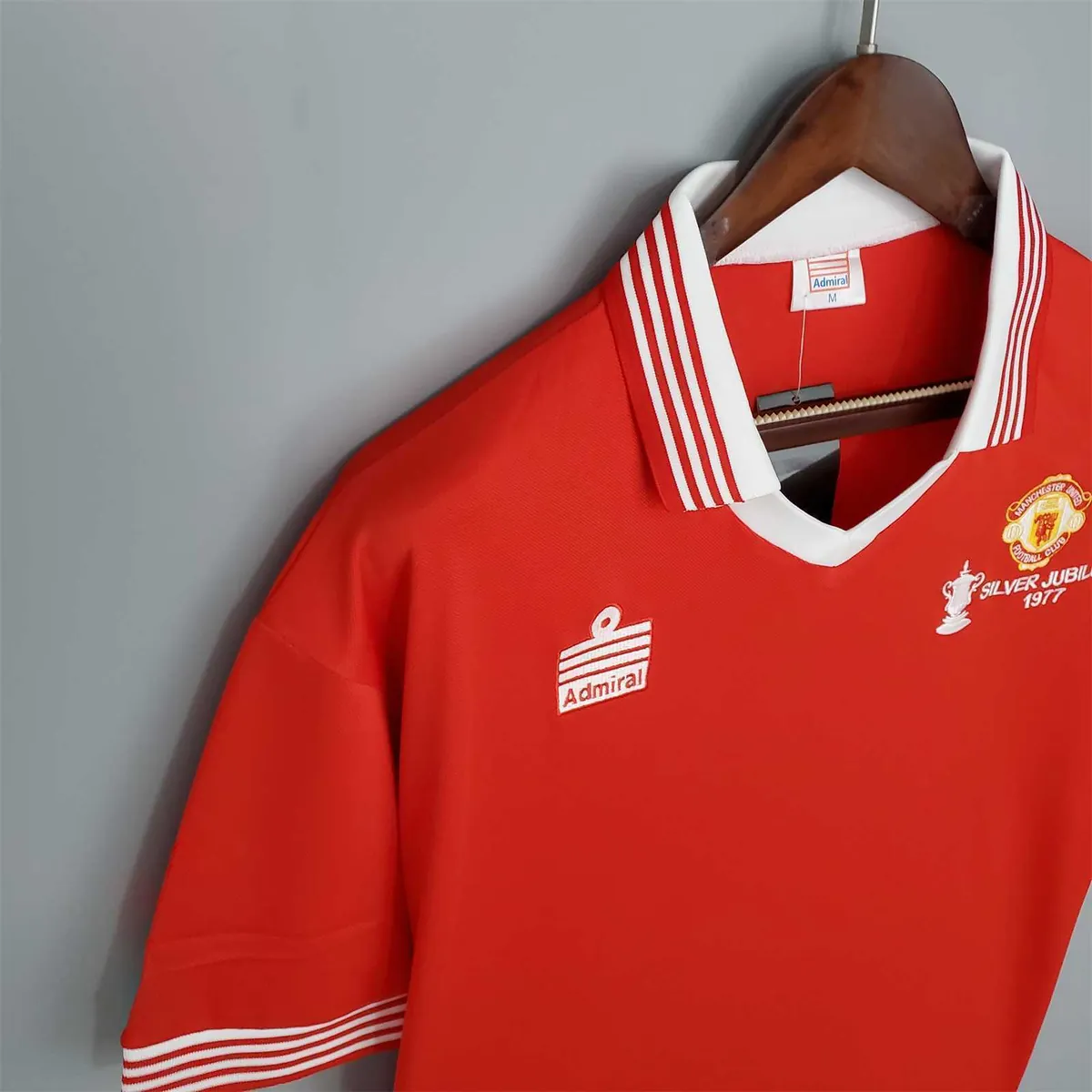 1977 Manchester United home 6