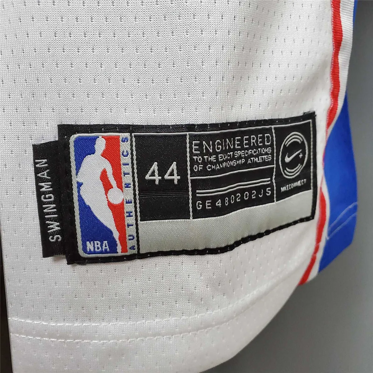 Iverson #3 Detroit Pistons white1684437081000 2