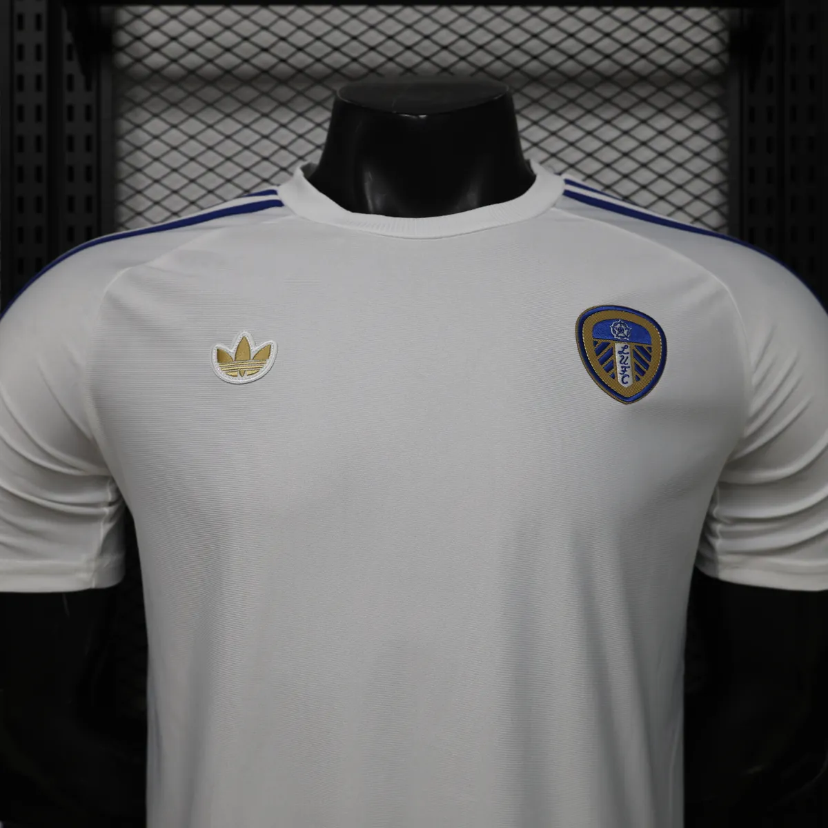26-27 Leeds United Mens Retro Style Football T-Shirt Apparels AAAAJersey Supply Yupoo 5