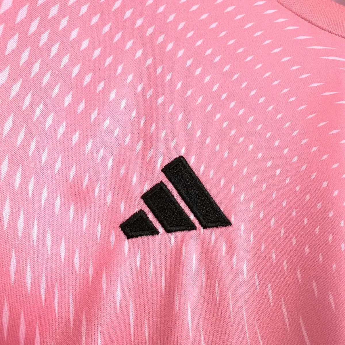World Cup 2026 Spain Mens Goalkeeper Kit Football Pink T-Shirt AAAAJersey Supply Yupoo 7 3