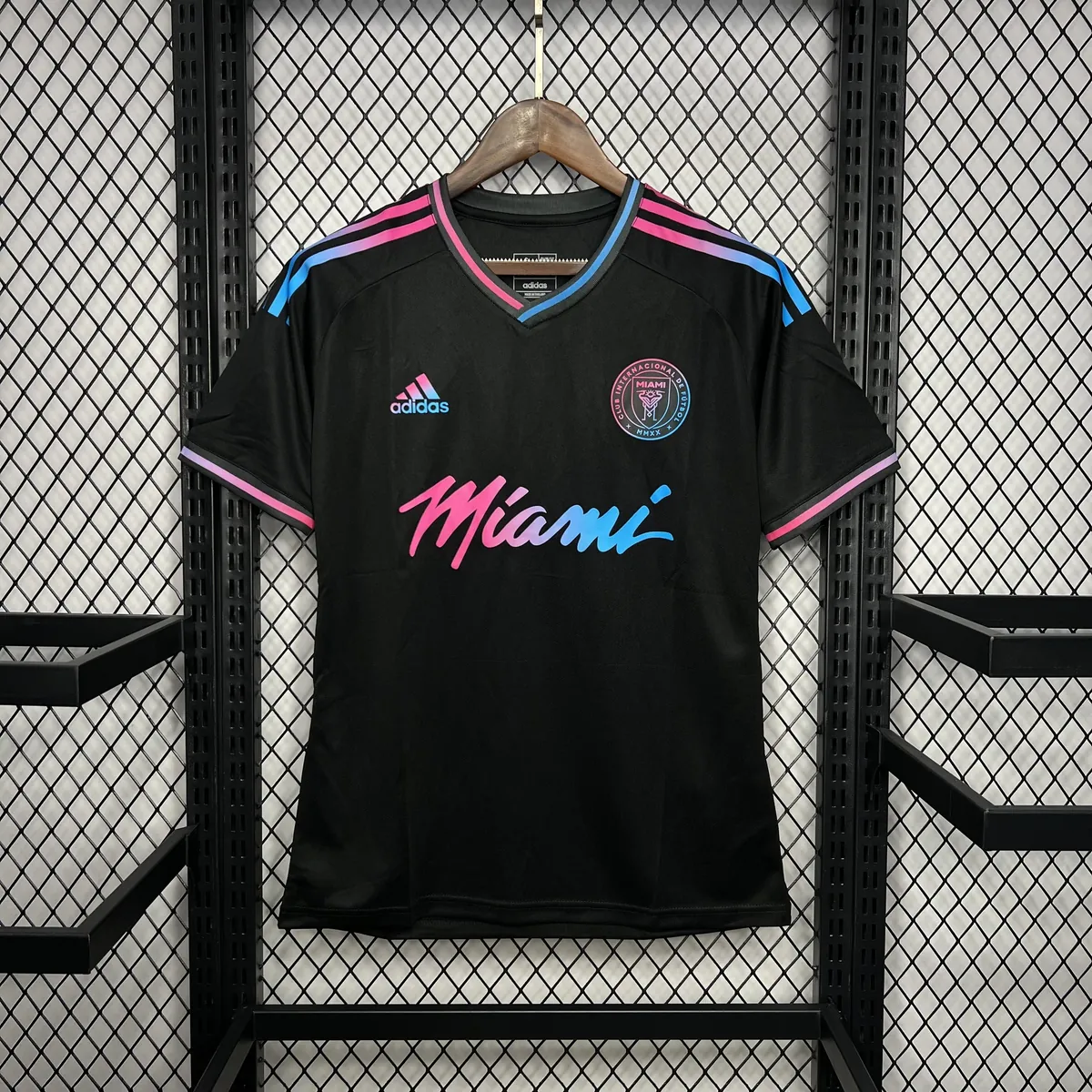 24-25 Inter Miami Special Edition Black Kit Football Uniform AAAAJerseys Dropshipping Yupoo 1
