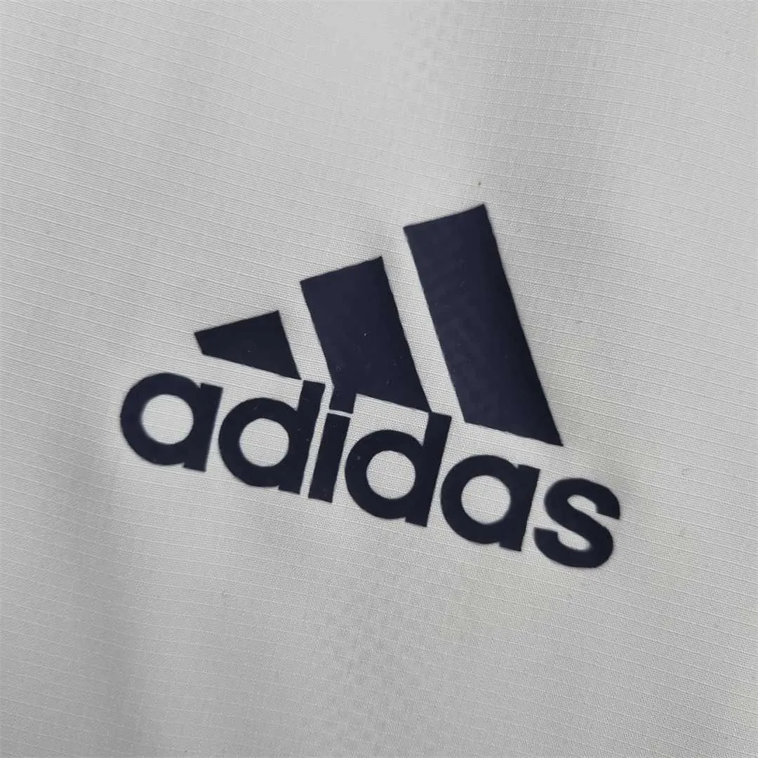 22-23 University of Chile white windbreaker 3