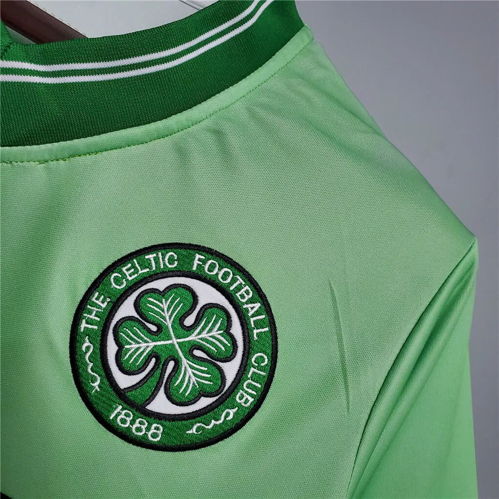 84-86 Celtic away 9