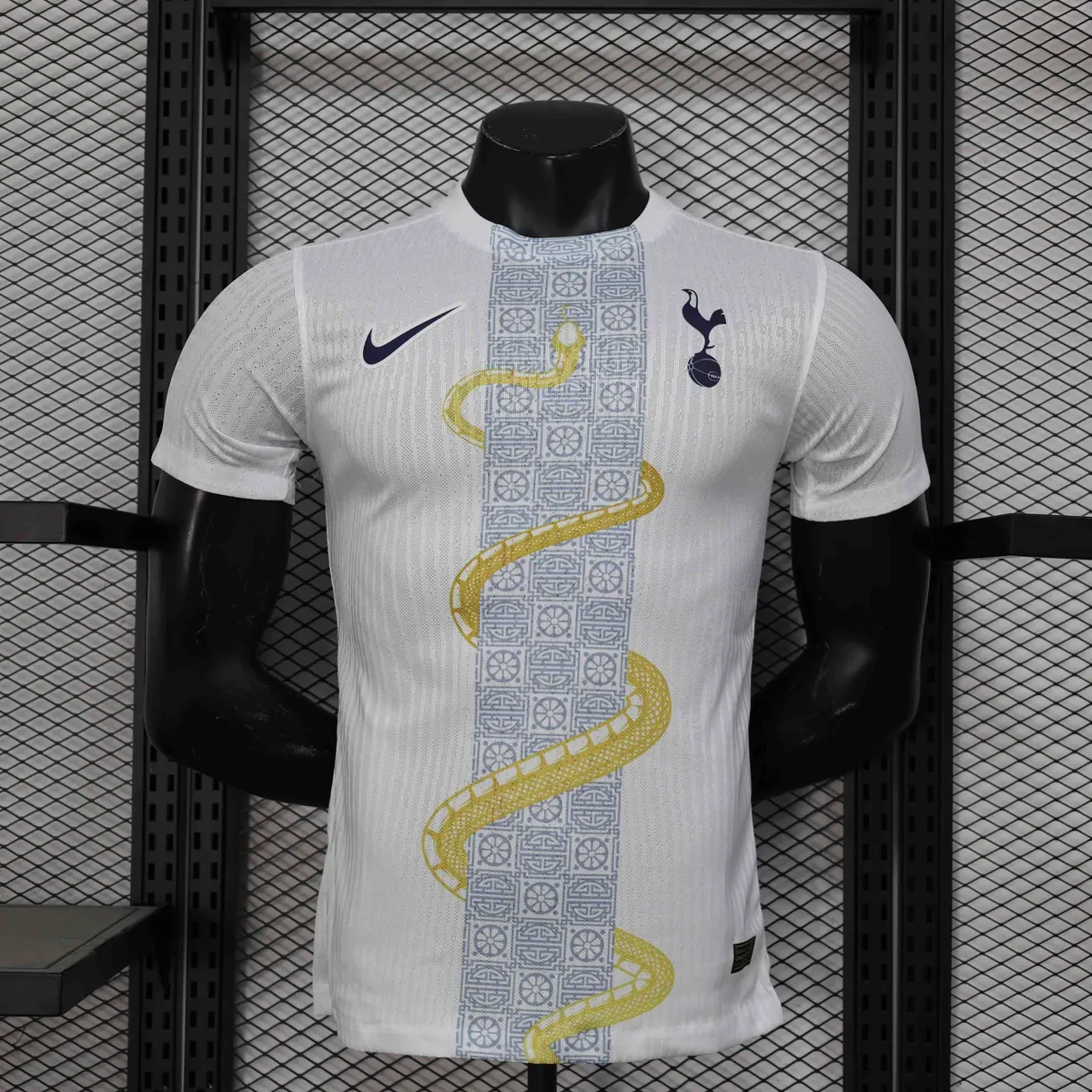 24-25 Tottenham Hotspur Chinese New Year Special Edition Player Version AAAAJersey Dropship Yup 3