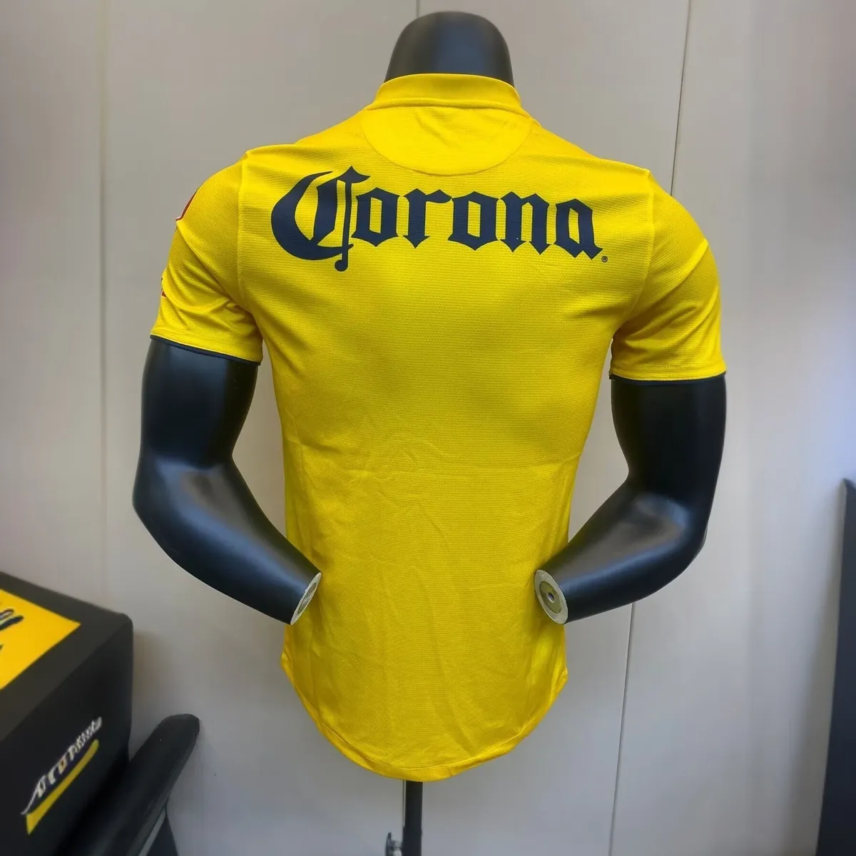 13-14 Club America Home Retro Kit Vintage Shirt Soccer Jerseys Yupoo 1