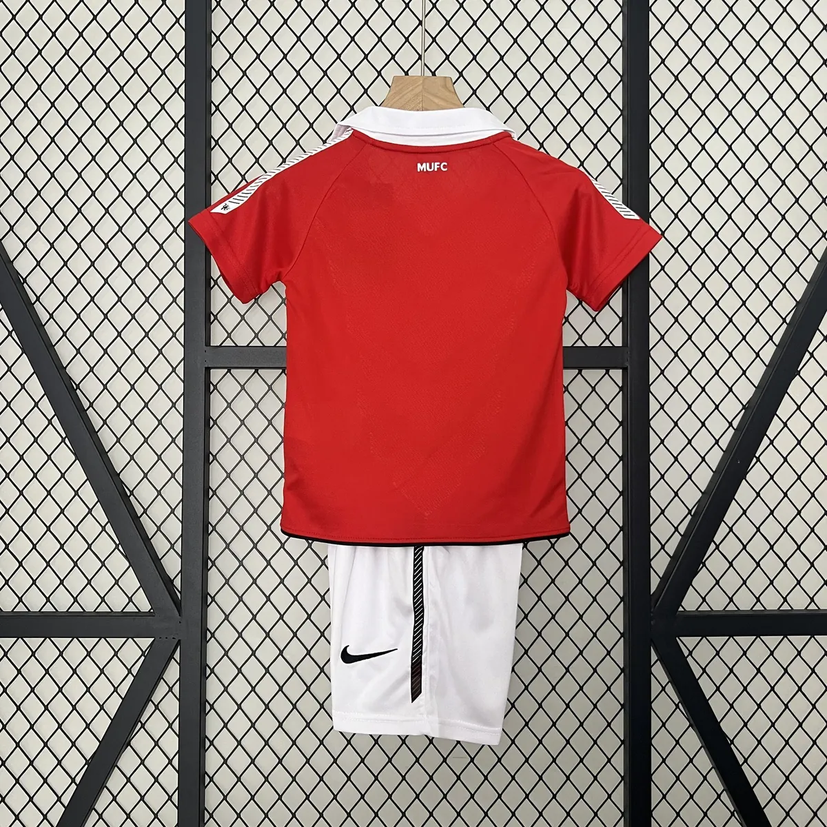 10-11 Manchester United Home Retro Kid Kits Youth Apparels AAAAJersey Wholesale Yupoo 7