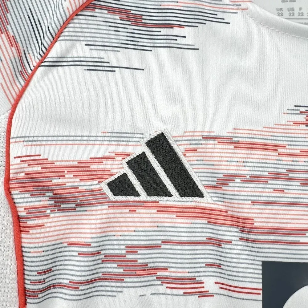 25-26 Bayern Munich Away Kid Kits Youth Apparels Soccer AAAAJersey Yupoo 1