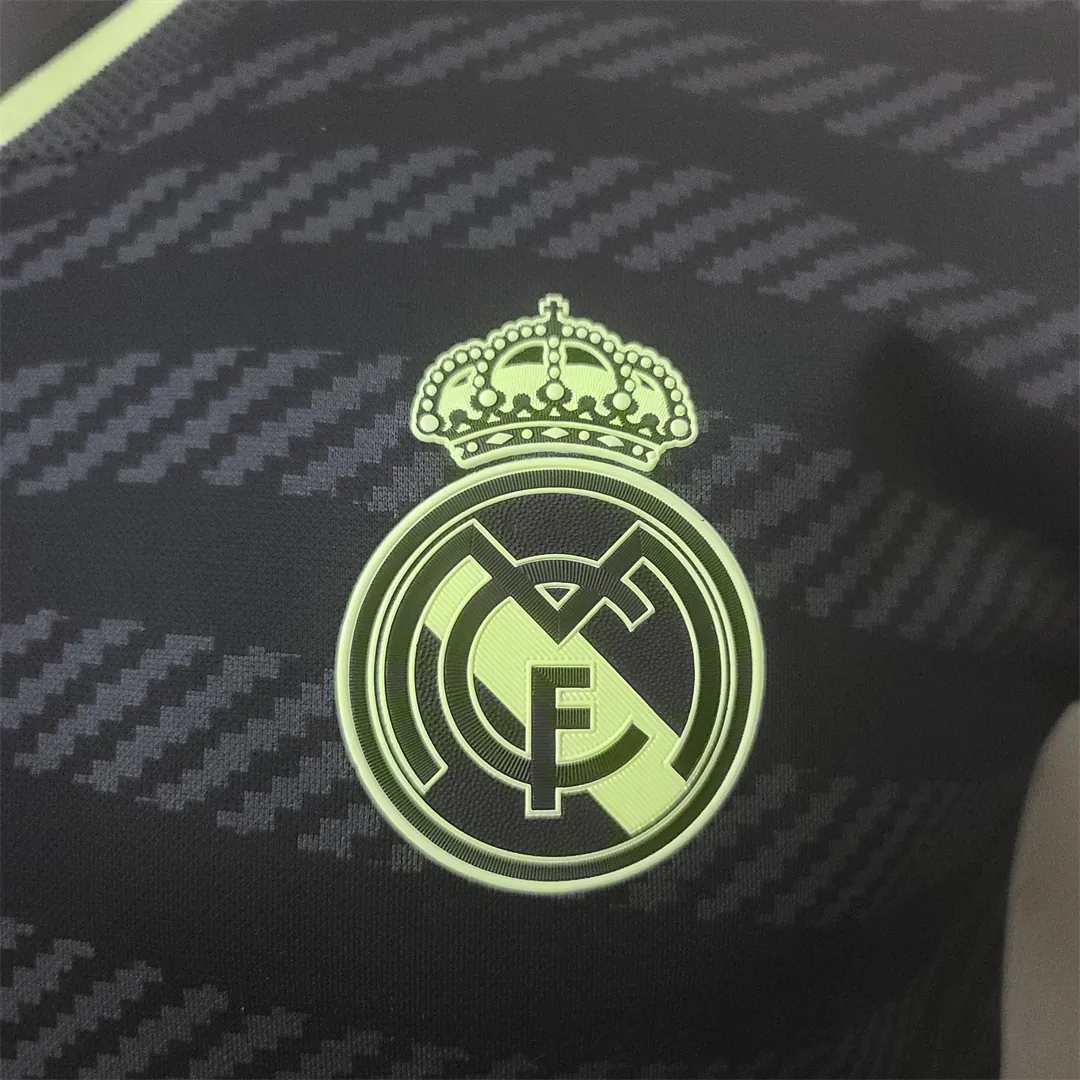 22-23 Real Madrid third away player version 2