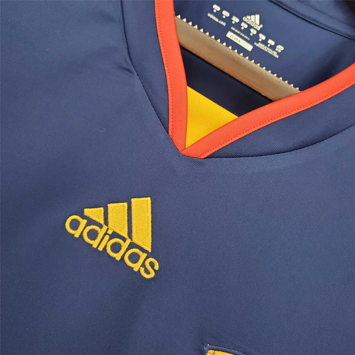 2010 Spain away long sleeve 1