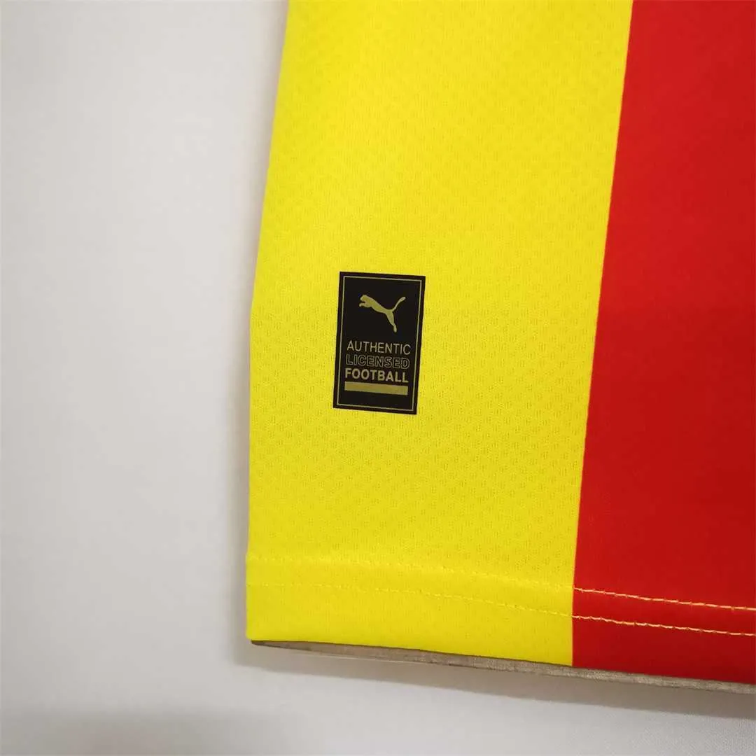 22-23 Valencia third away 9